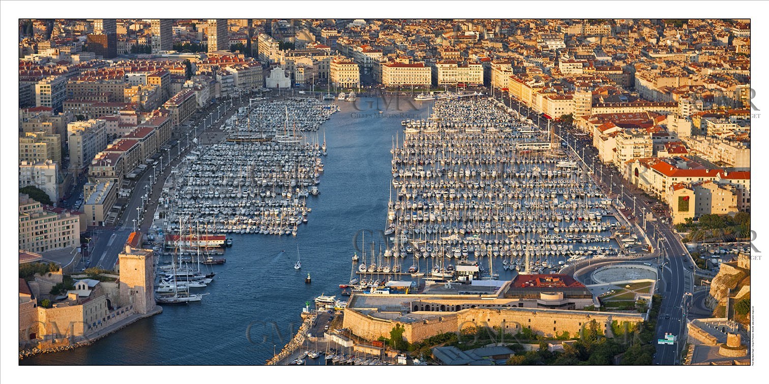 Product: in house made quality print on 8 ultrachome colors Epson ink Jet printer.Available sizes: . 50 x 100 cm. 100 x 200 cmAvailable papers: . Standard 250 gr glossy paper print, black streak, white margin, no signature. Top quality glossy 290 gr. paper, black streak, white margin, checked and signed by the author. Fine Art print (signed, numbered, stamped, registered) on demand. Other supports (Canvas, Acrylic, Metal) on demandPackaging: cylindric reinforced tubeShipping options: regular mail or Shipping companyClick on the basket icon to select your options and start the online ordering process