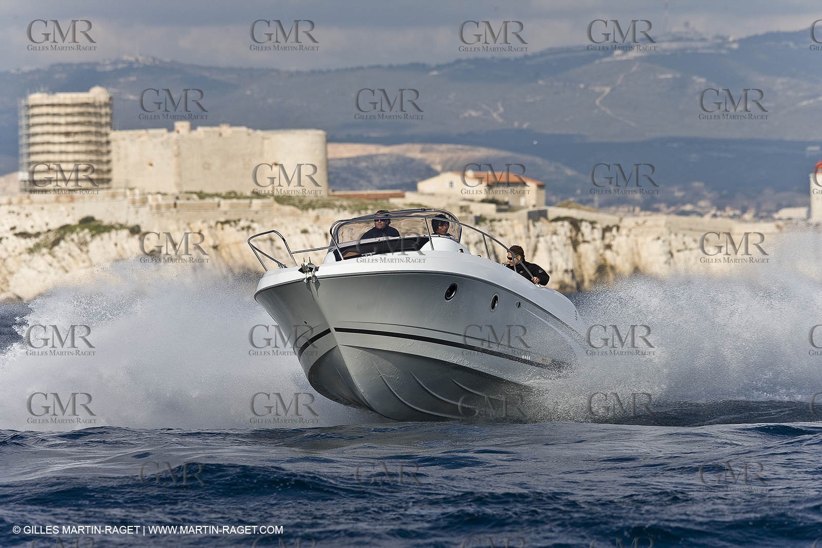 Motor boat running