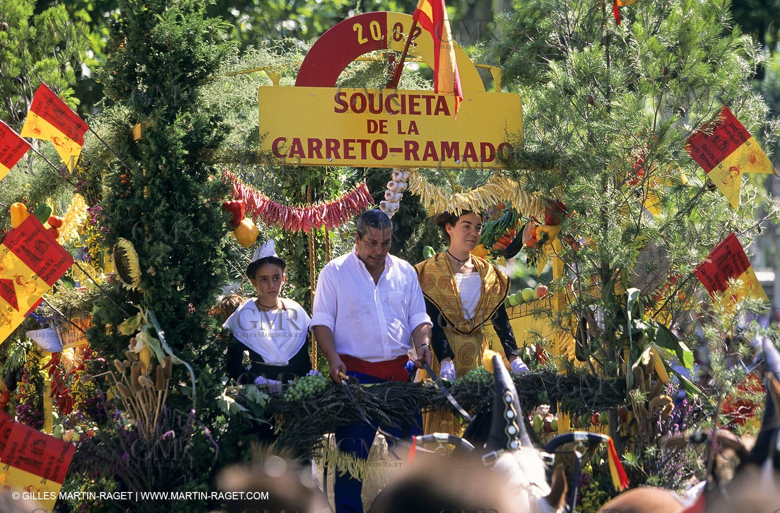 Saint Rémy de Provence (FRA,13) - Careto ramado (charrette fleurie)