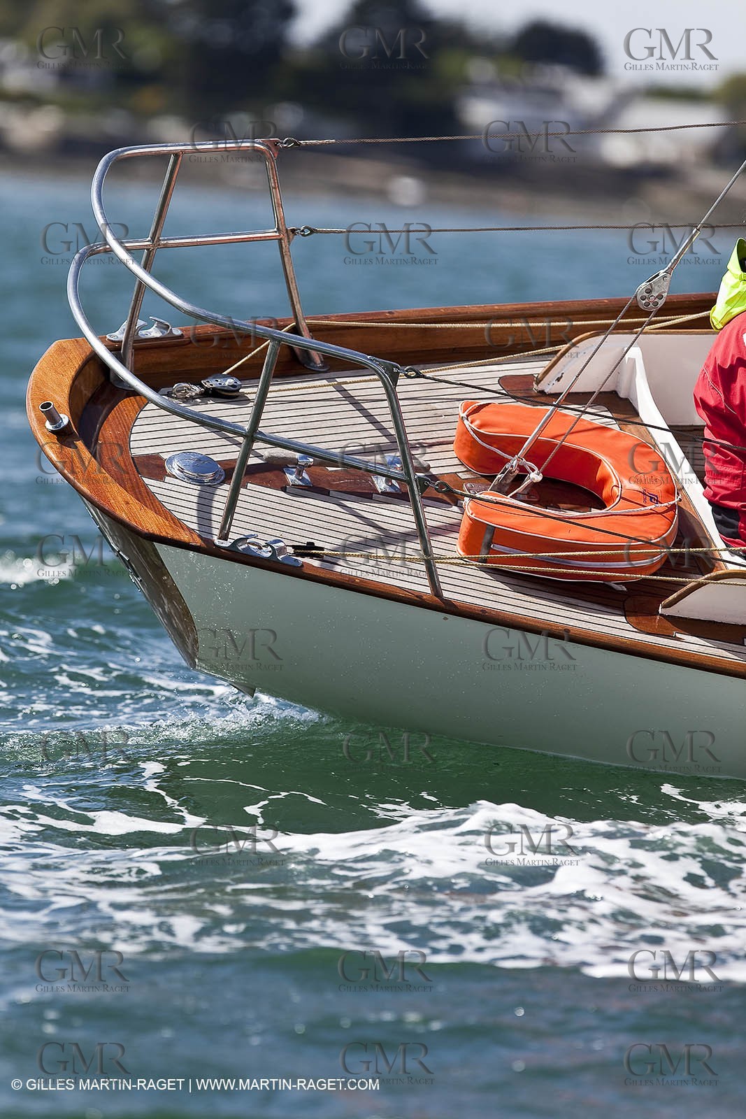 01-05-10 - Le Bono (FRA,56) - Regate Classique -Acteia II - Maica