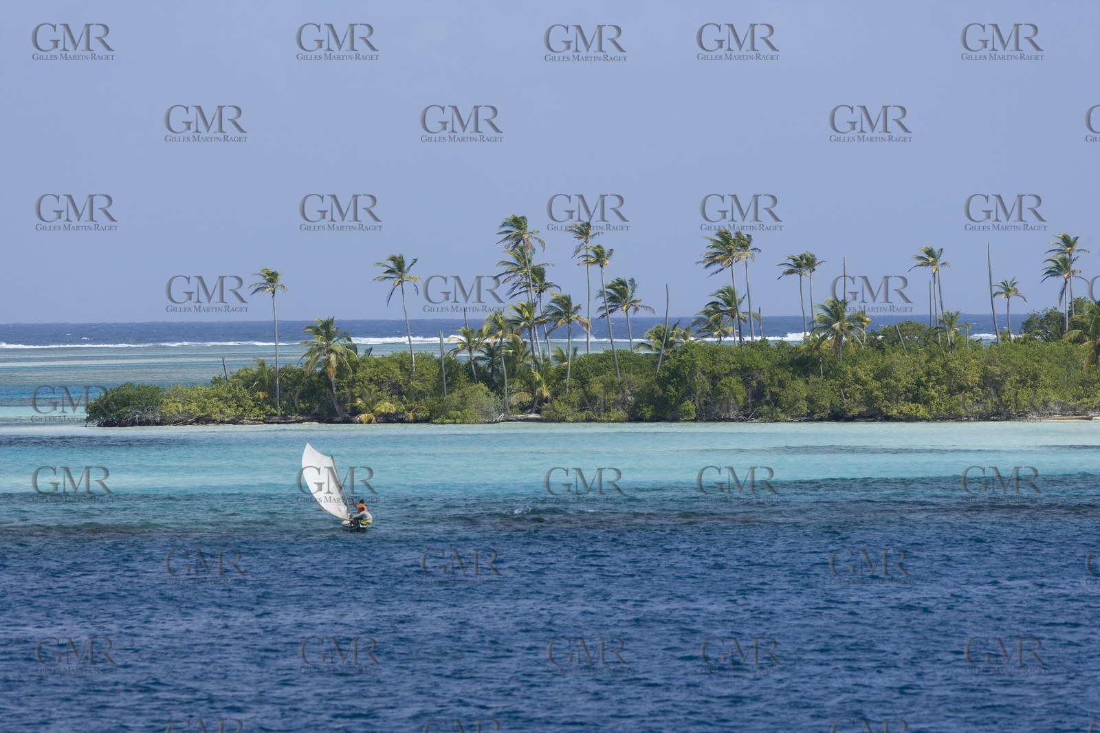 01 02 2008 - San Blas Archipelago (Panama) - Motor Yacht Senses