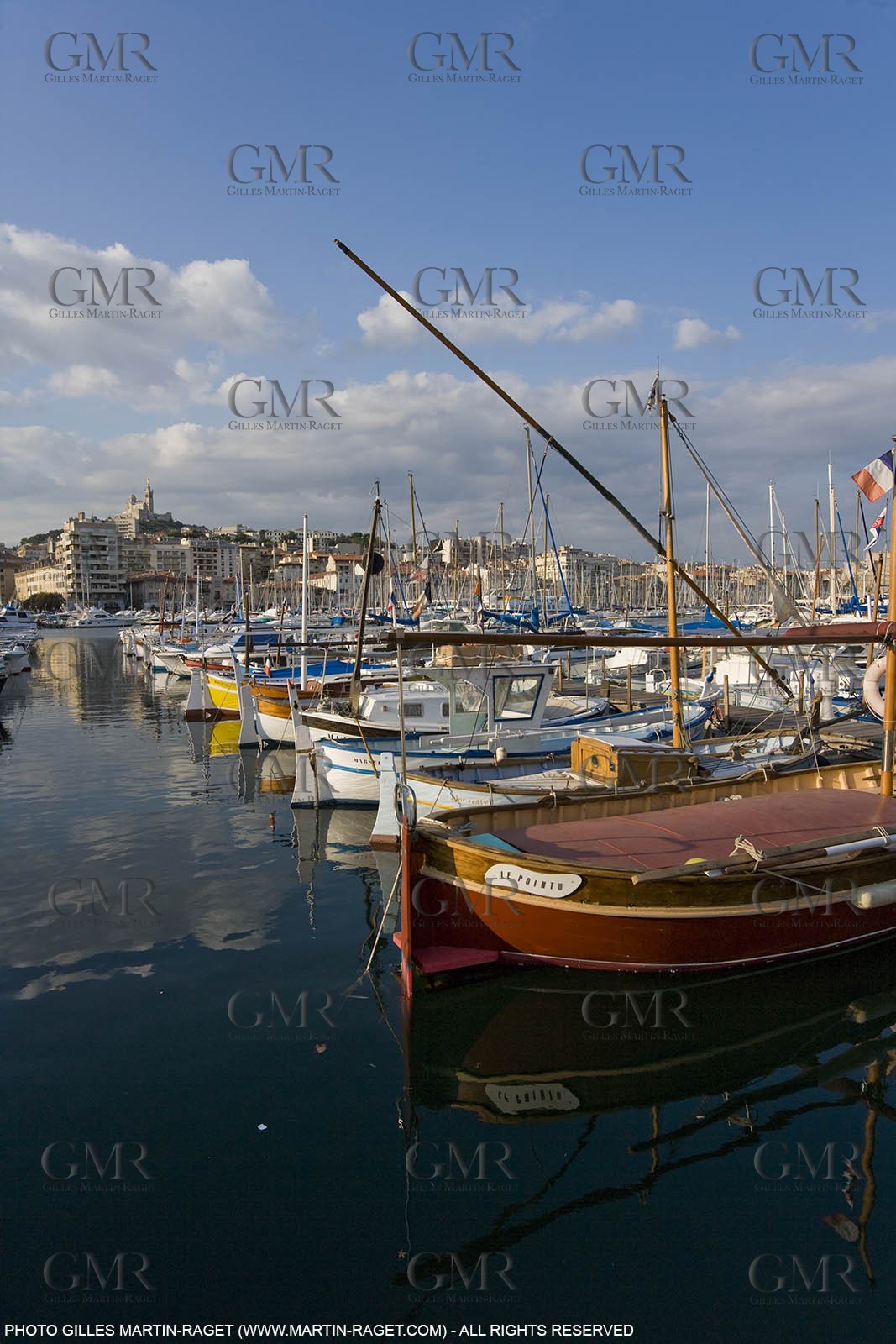 31 08 2007  - Marseille (FRA, 13) - local fishing boats in the historical port