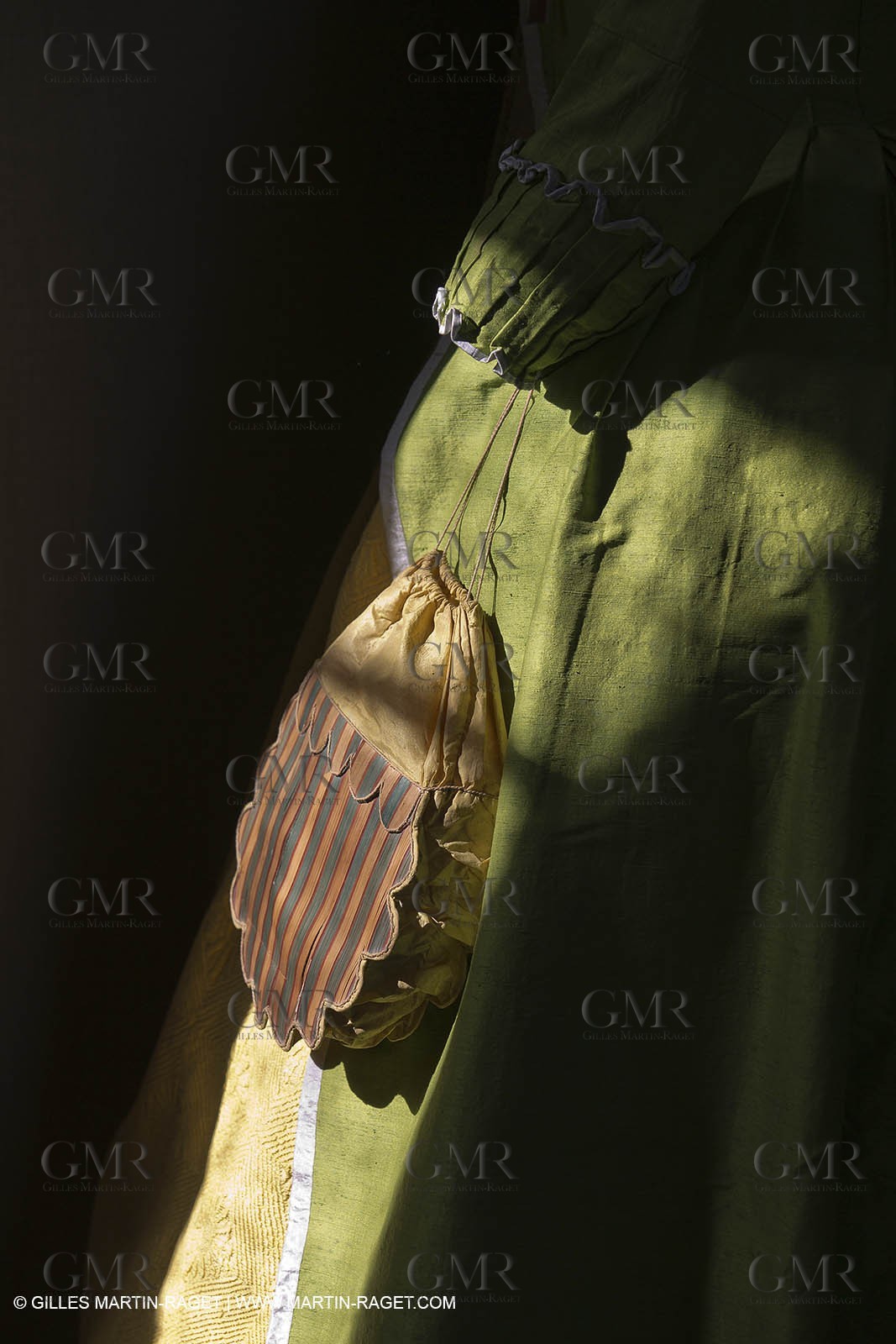 06 07 2012, Toulon (FRA,83), Villa Rozemaine, exhibition 'Fashion Dresses