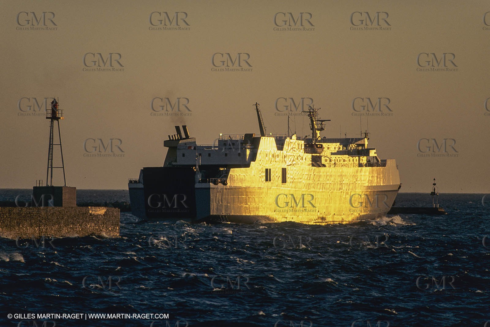 Monde maritime, marine world, Ships at sea, navires en mer