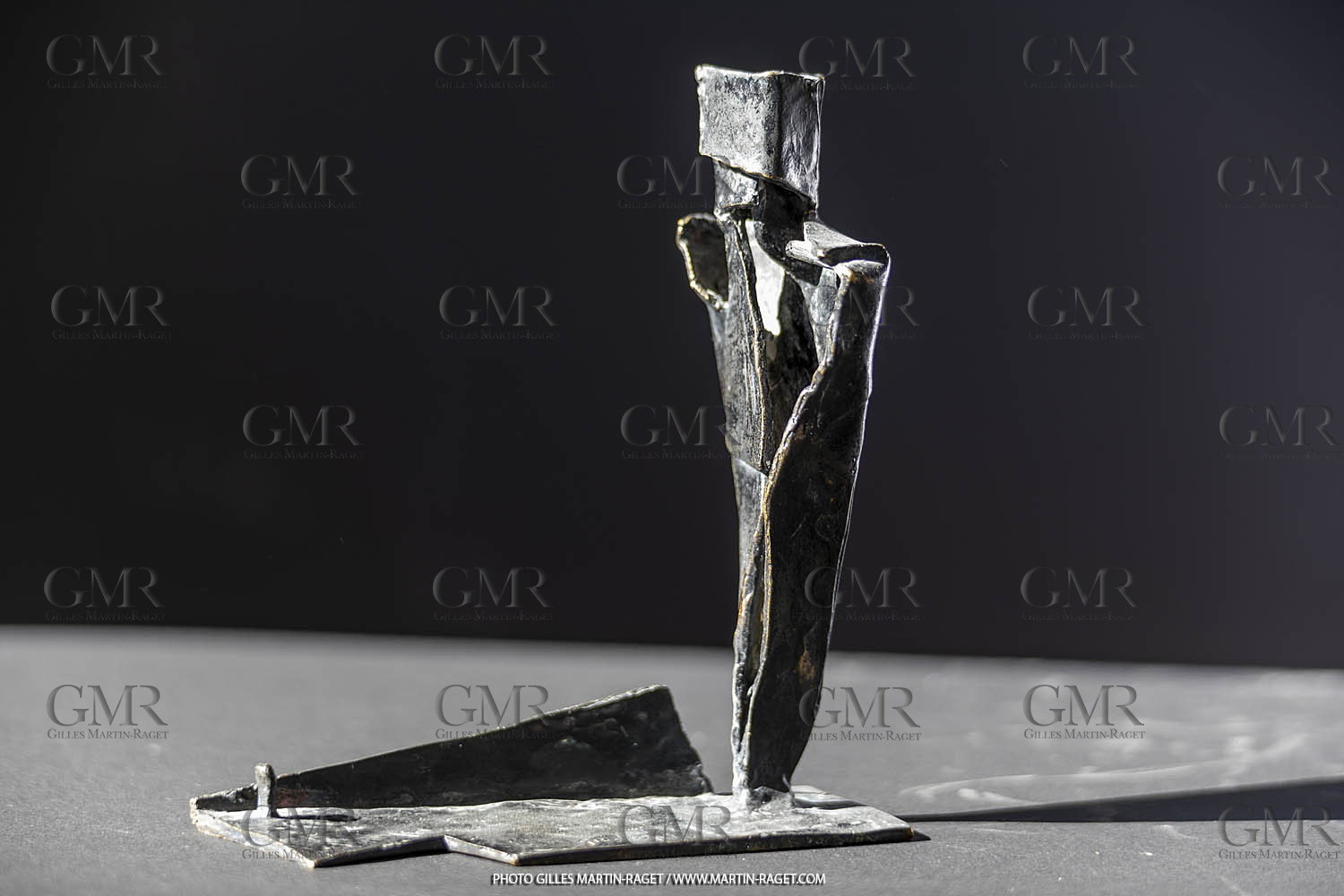 19 02 2020, Marseille (FRA,13), Oeuvre de Germaine Richier, Guerrier n° 10 1955, Bronze patiné foncé, Epreuve d'exposition, , Fondeur : L.Thinot, Paris, 20,5 x 9 x 17 cm, Collection particulière