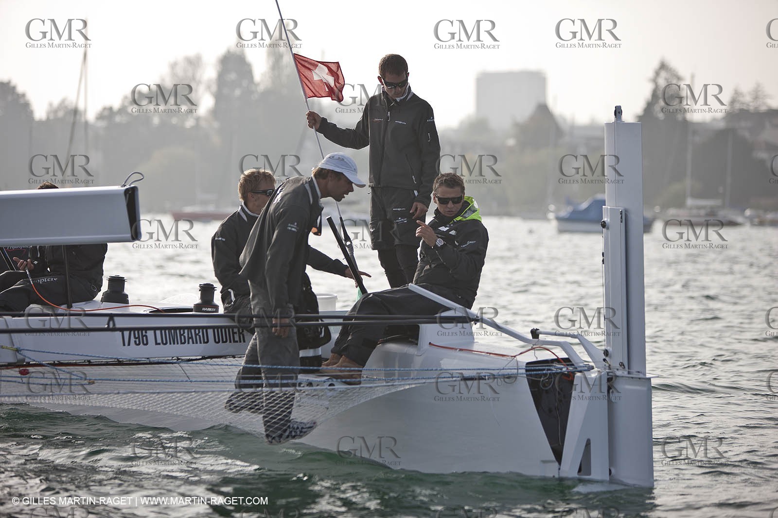 09 10 2010 - Morges (SUI) - L'Hydroptère.CH - 1st sail
