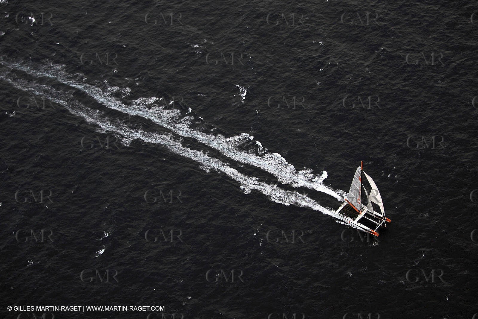 Orange II-2004 Mediterranée Record-Start off Marseilles