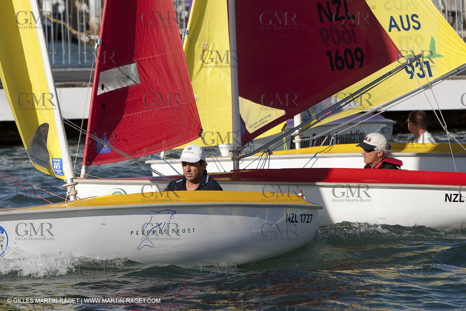 21 01 2009 - Auckland (NZL) -  Louis Vuitton Pacific Series - BMW ORACLE Racing -  LVPS Sailors participate to The Glenn Family Foundation’s Kiwi Cup opening