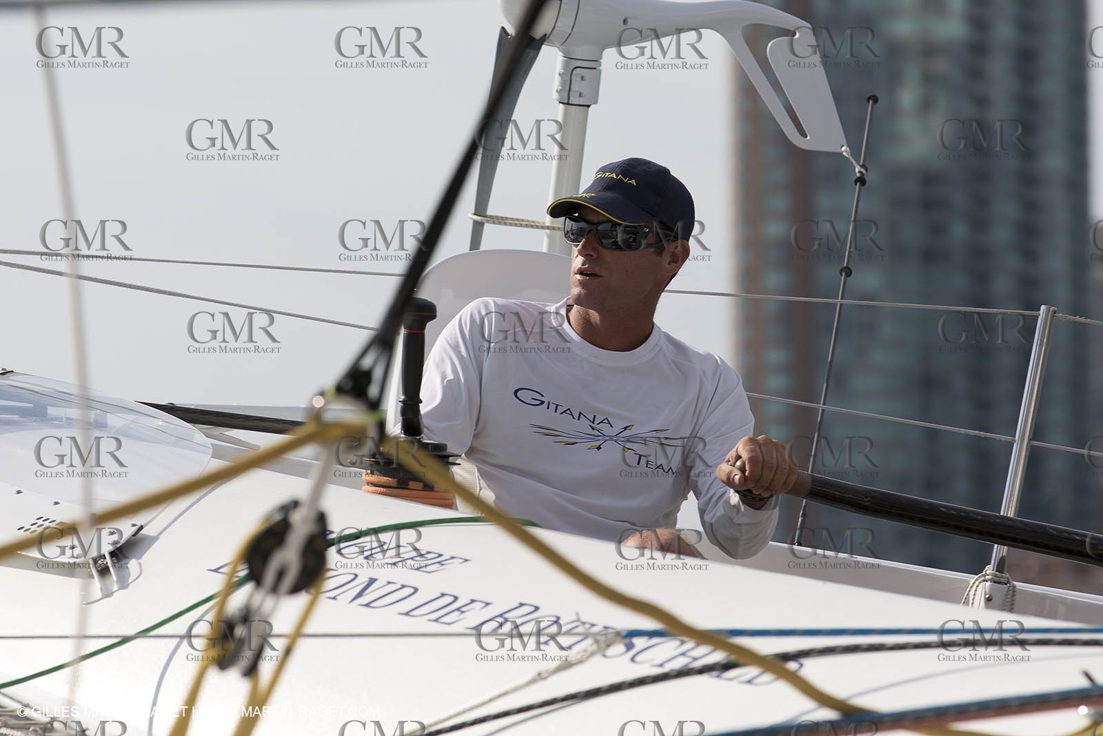 05 07 2012 - New York (USA) - Ocean Krys Race - Speed runs in fornt of NY city
