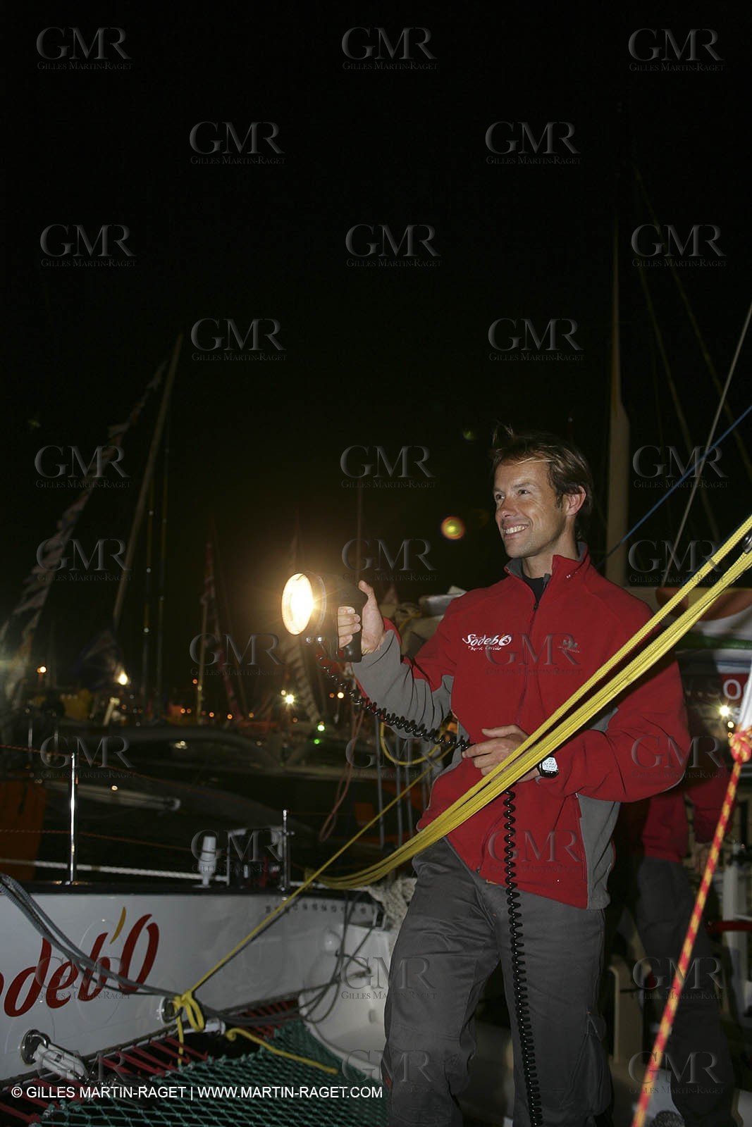 27 10 2006 - Saint Malo (FRA) - Route du Rhum 2006 - Thomas Coville - Sodeb'O - Lock passage