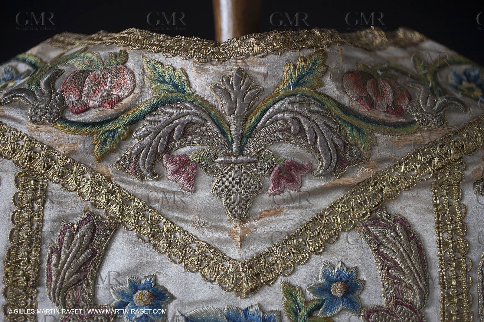 04 02 2013 - Marseille(FRA,13), Notre Dame de la Garde, liturgical clothing