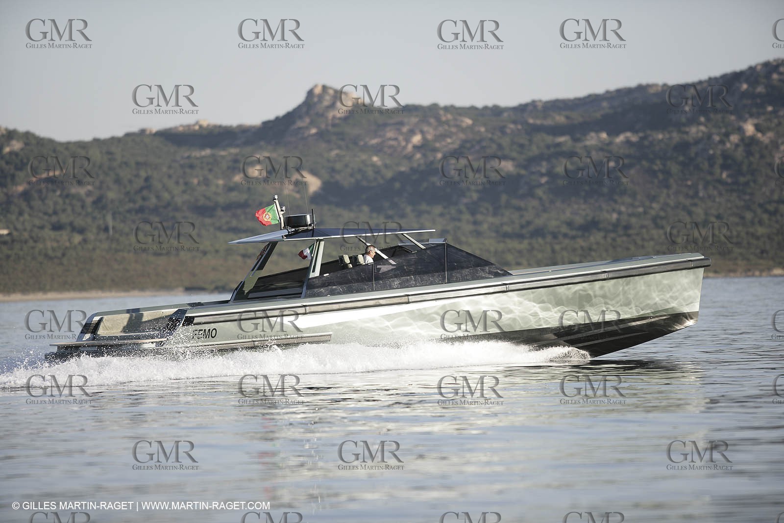 16 07 2007 - Portisco (Italie, Sardaigne) - Wally Power 47, 2007 version