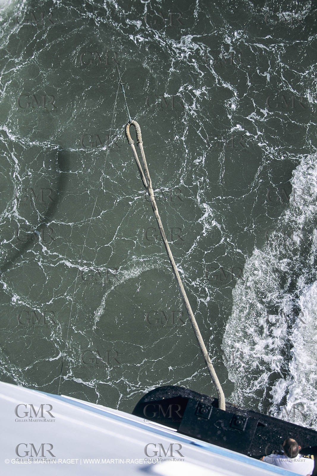 Monde maritime, opérations porturaires, ports, manoeuvres, marine world, harbour operations, maritime shipping,