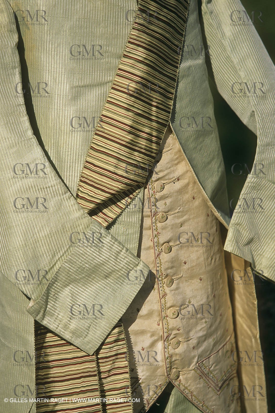 France, Provence, Exposition Costumes de Chateaux