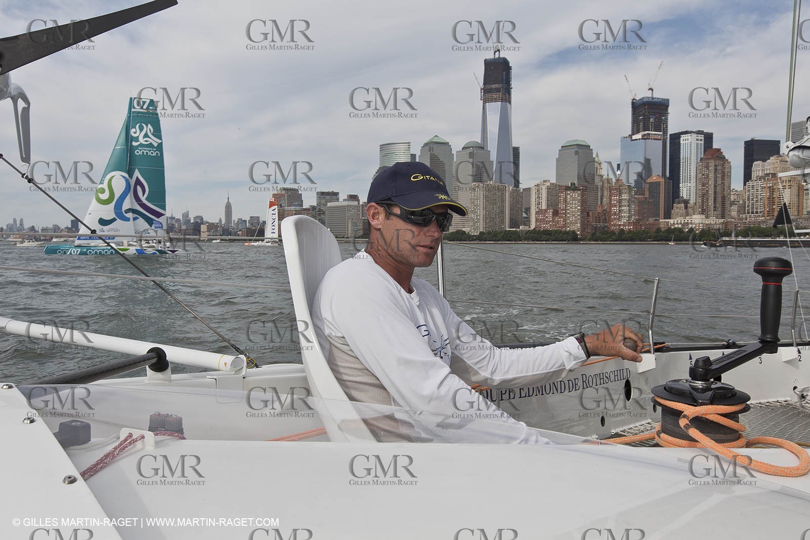 05 07 2012 - New York (USA) - Ocean Krys Race - Speed runs in fornt of NY city