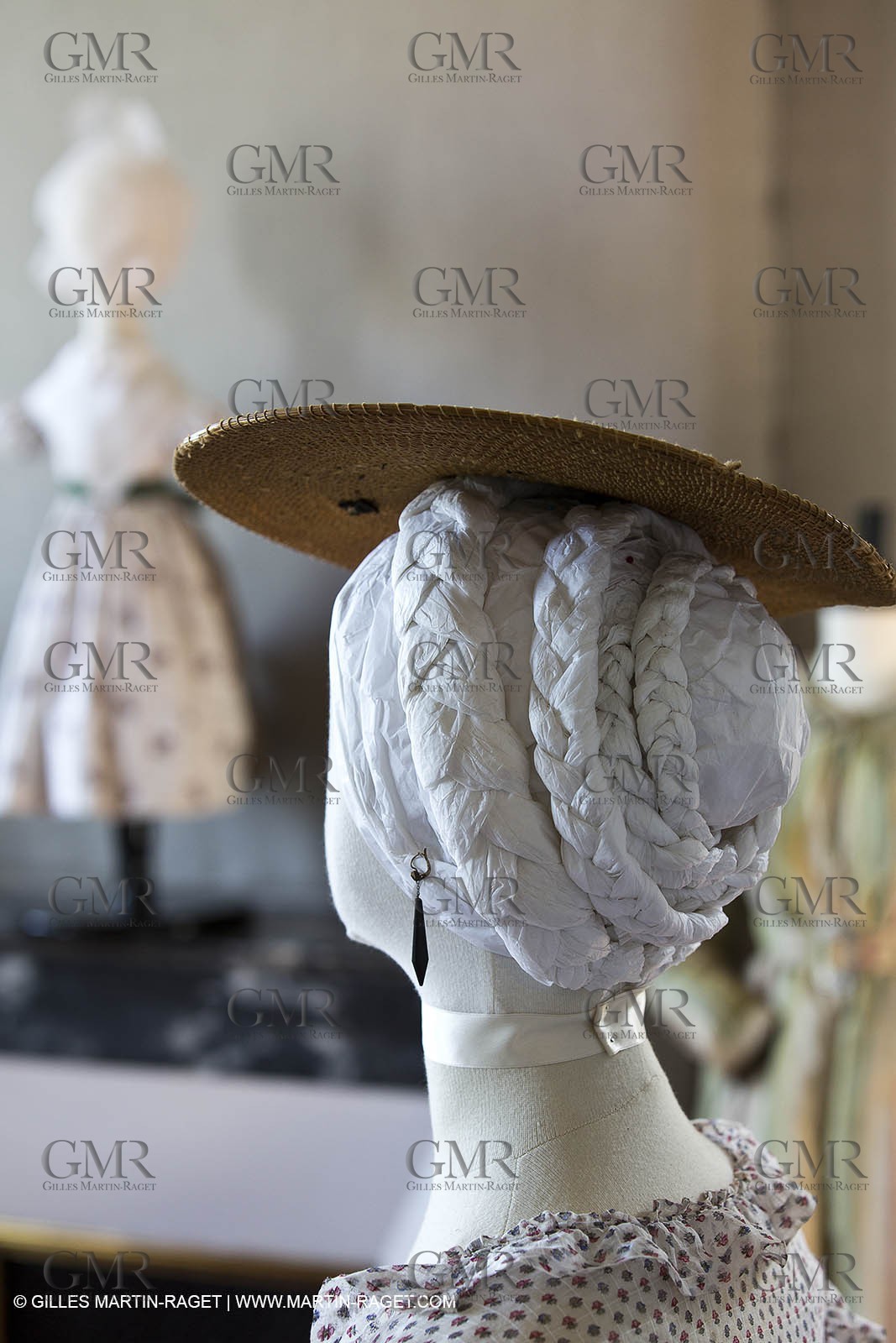 06 07 2012, Toulon (FRA,83), Villa Rozemaine, exhibition 'Fashion Dresses