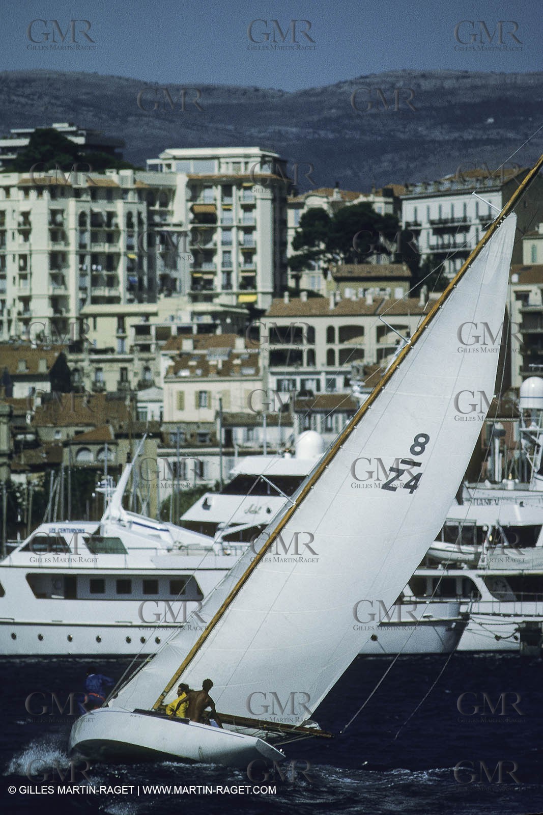 6 m JI World's, Cannes