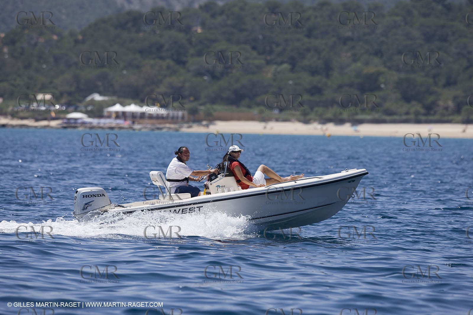 Motor boat running