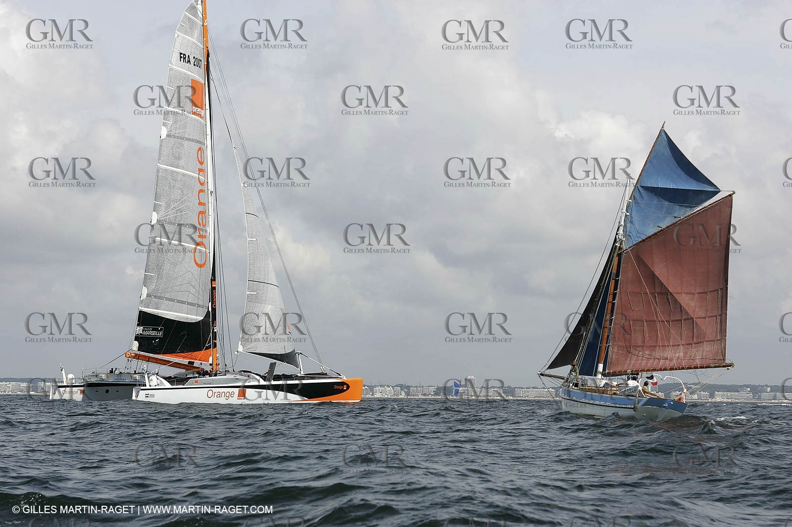 2004 Atlantic record attempt - Orange II back in La Baule