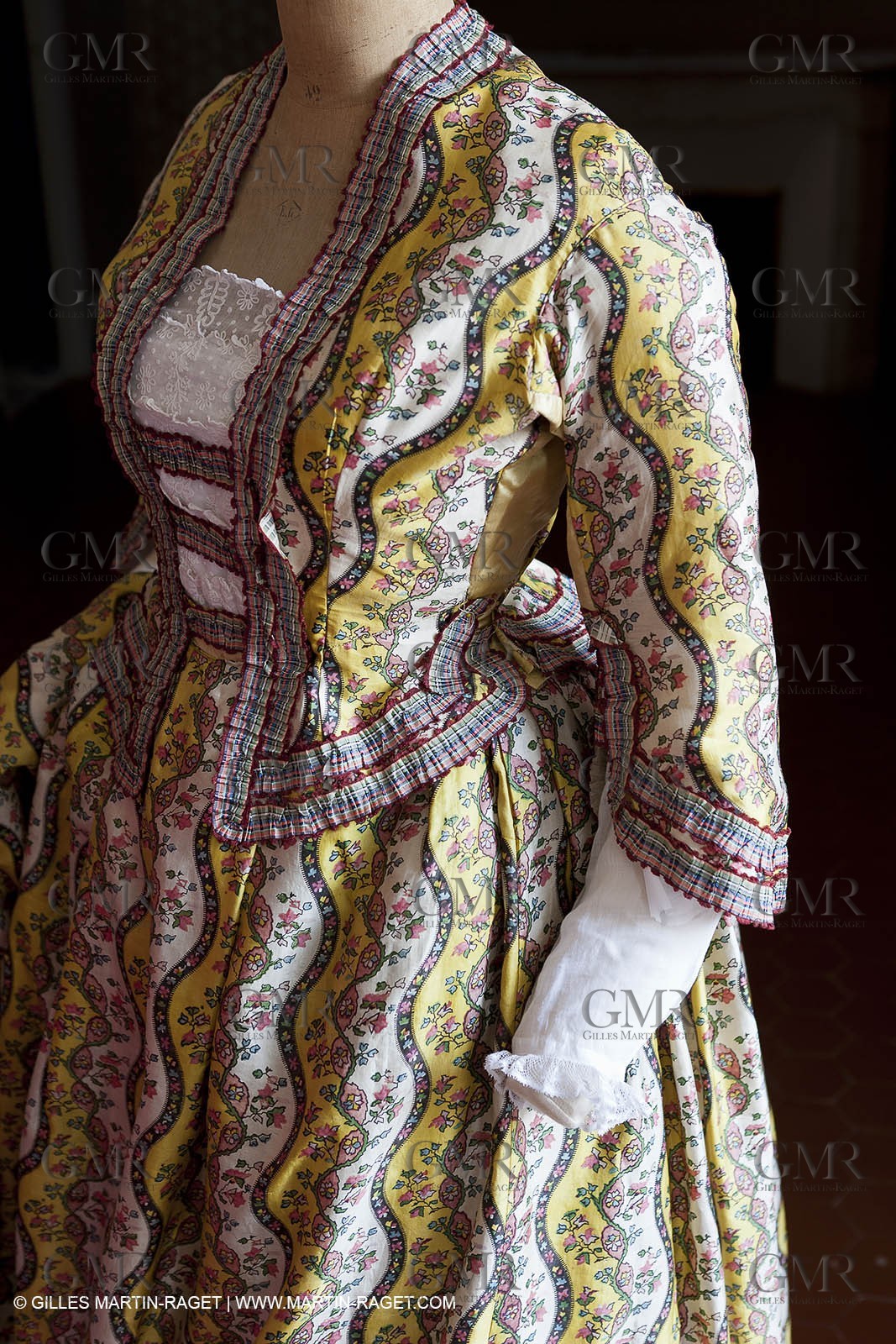 30 06 2011 - Toulon (FRA,83) - Villa Rosemaine - Indiennes sublimes exhibition