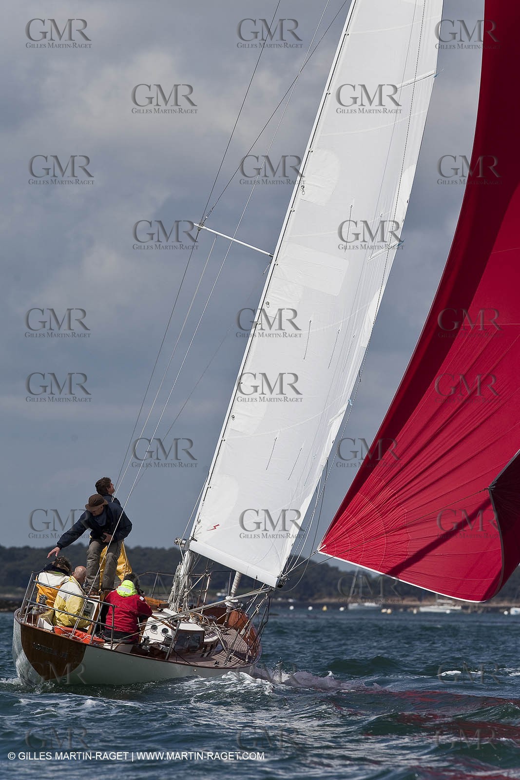 01-05-10 - Le Bono (FRA,56) - Regate Classique -Acteia II - Maica