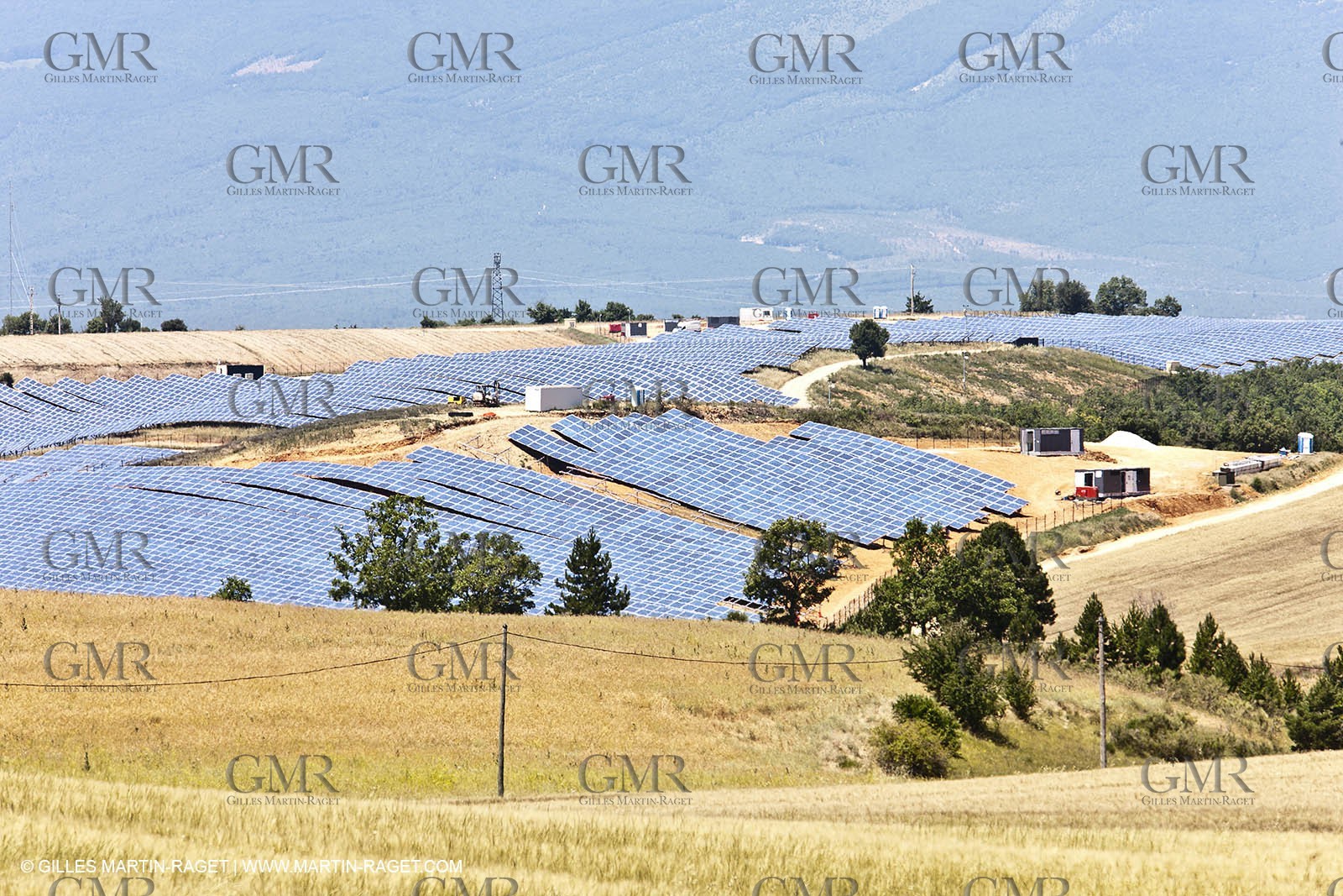 27 06 2011 - Puimichel (FRA, 04) - Solar far des Mées