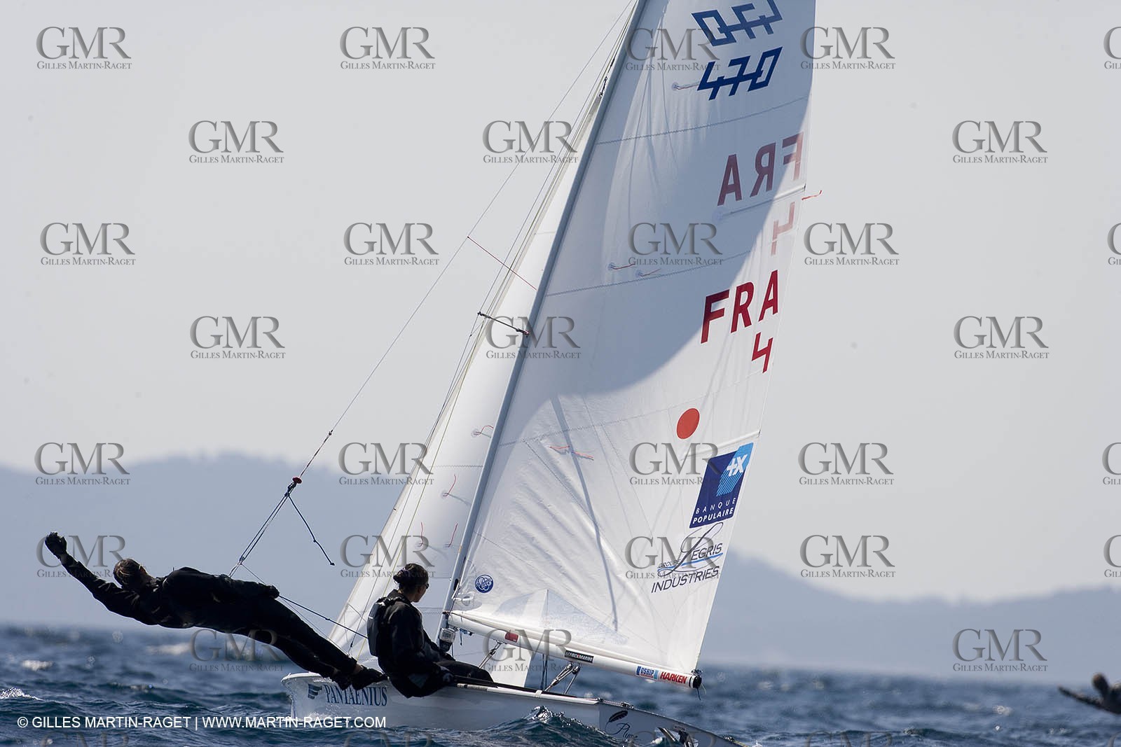 27 04 2007 - Semaine Olympique Française 2007 - Hyères - Jour 6 - Medal Race - Team France - Petitjean-Douroux