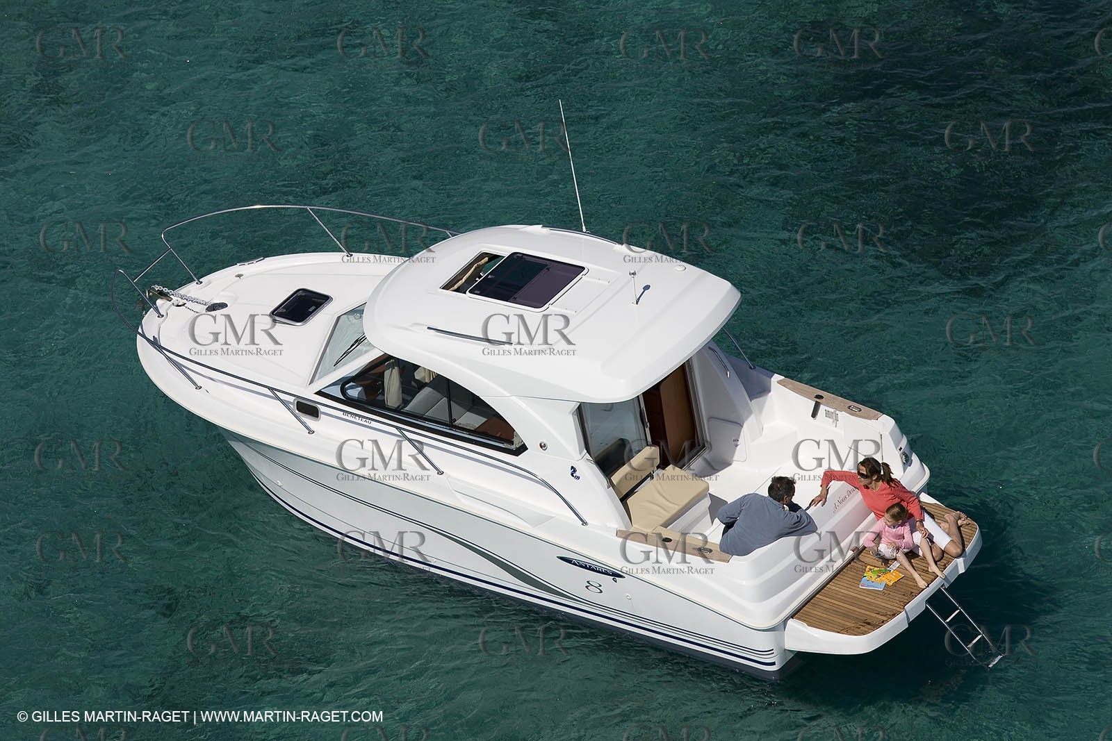 15 04 2008 - Porquerolles (Fra, 83) - Beneteau - Antares 8