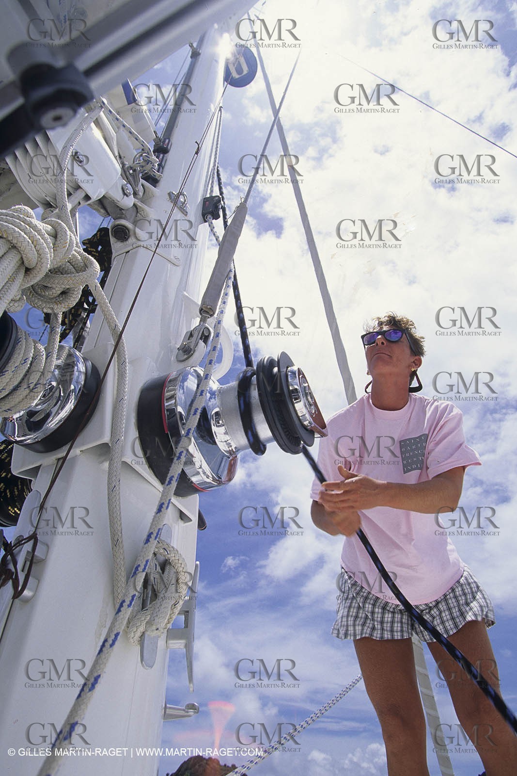 Sailing, cruising, women onboard