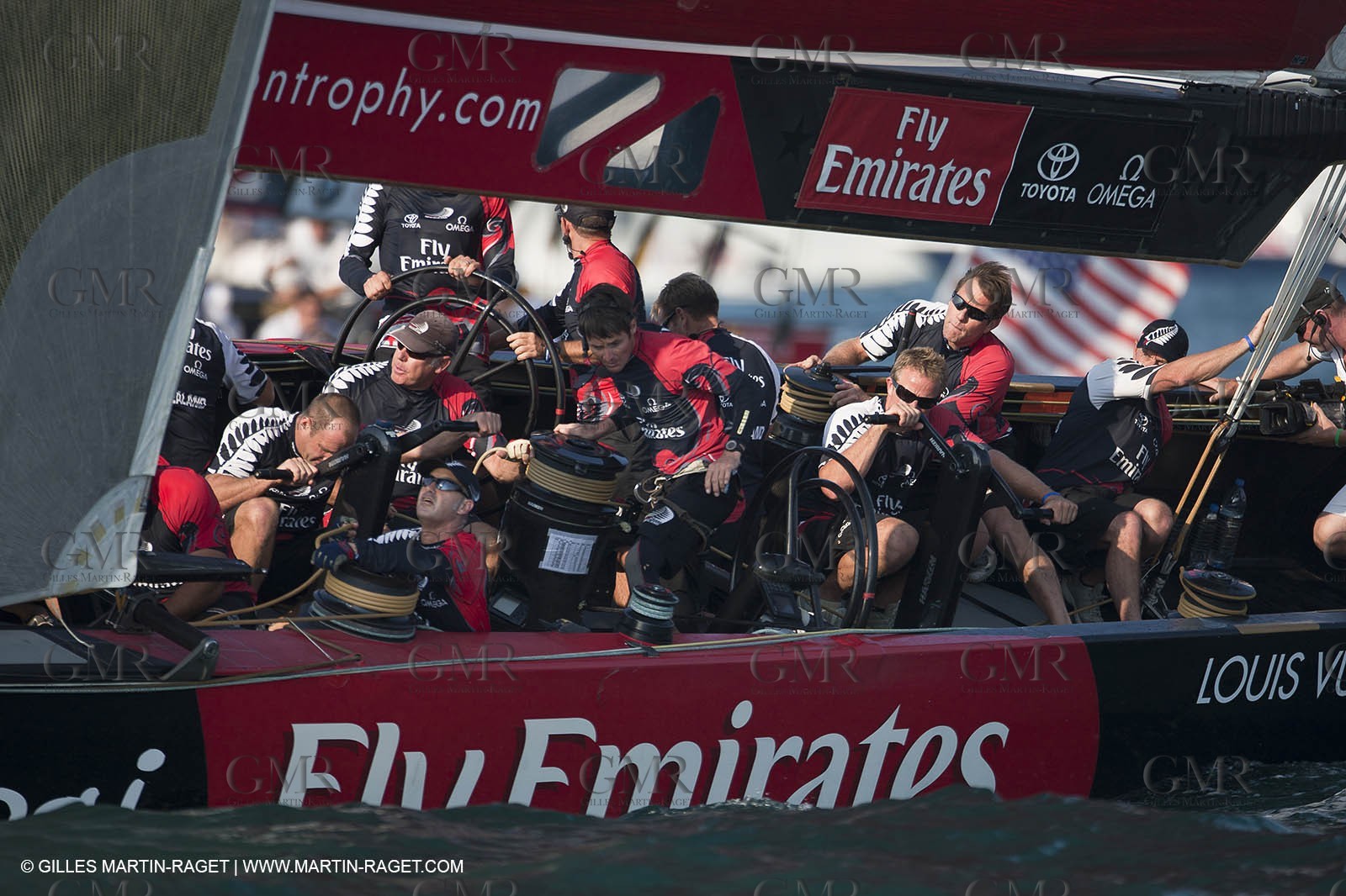 21 11 2010 - Dubai (UAE) - Dubai Louis Vuitton Trophy -  Round 2 - BMW ORACLE Racingg Vs Emirates Team New Zealand