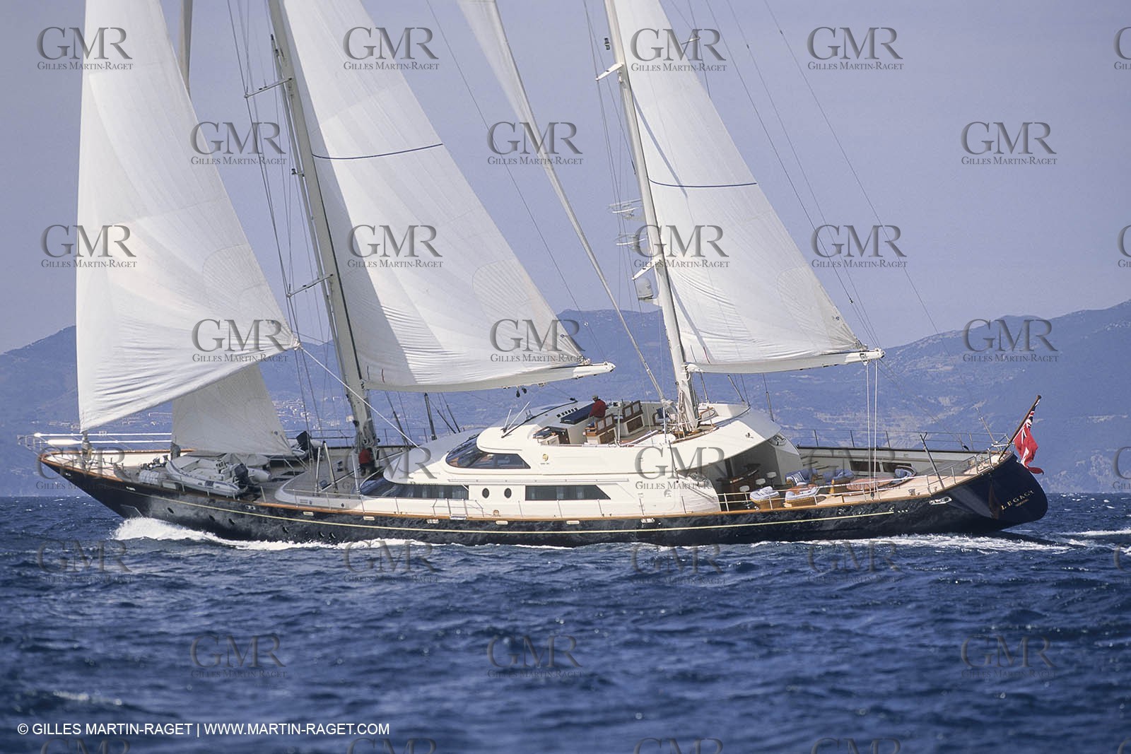 Sailing, Cruising, Super yachts, Perrini Navi, Legacy