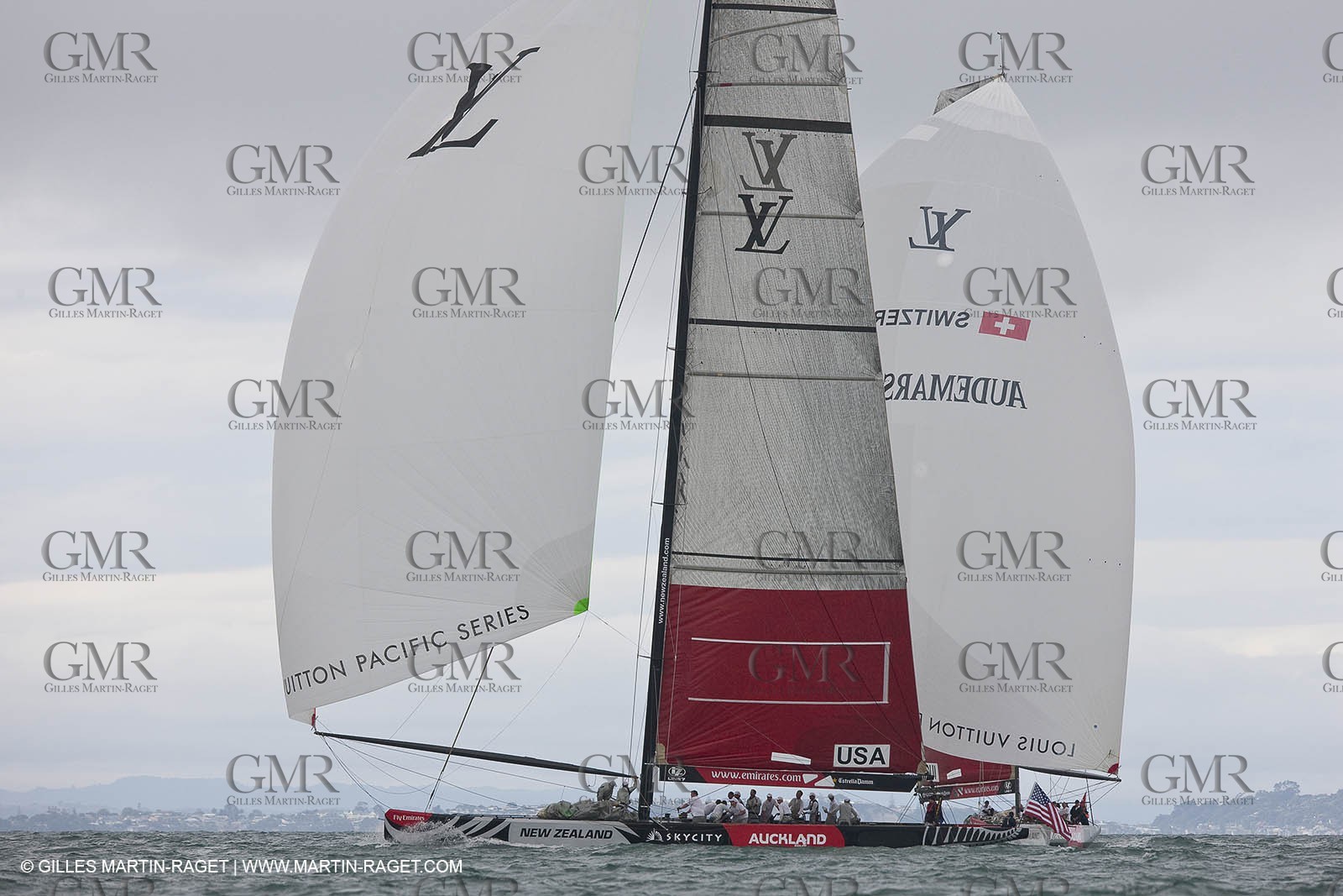 11 02 2009 - Auckland (NZL) - Louis Vuitton Pacific Series - Racing Day 11 - sail off