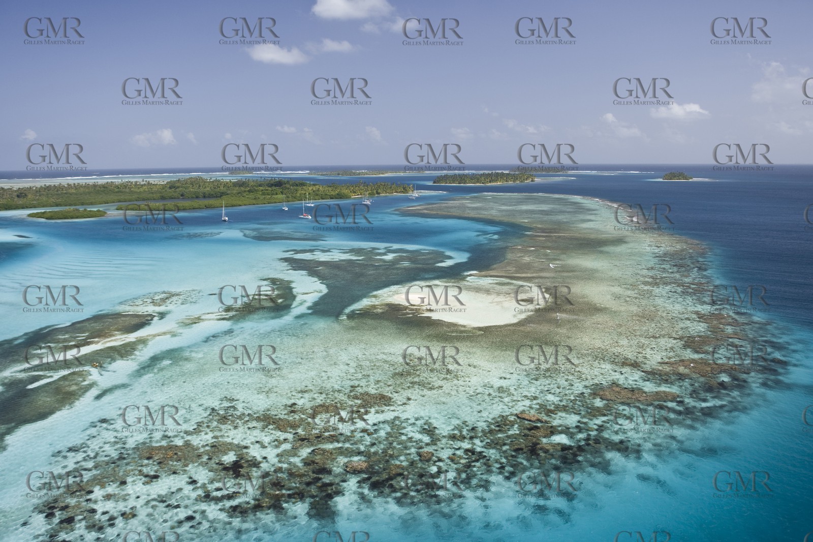 01 02 2008 - San Blas Archipelago (Panama) - Motor Yacht Senses