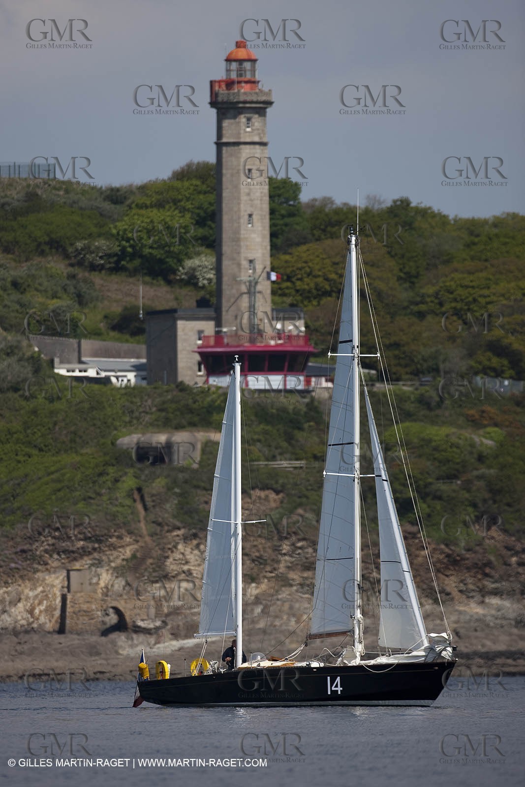 19 05 2010 - Brest (FRA,29) -  Pen Duick II in the Brest straight