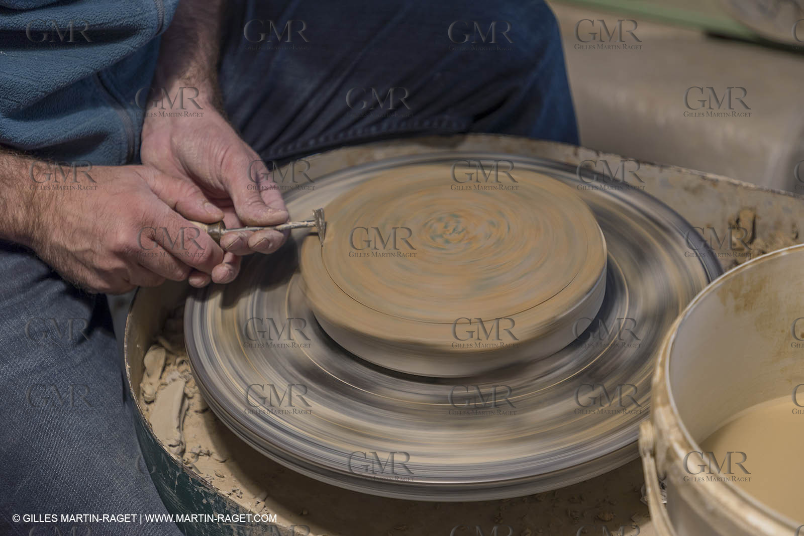 17 05 2018, Apt (FRA,84), Atelier de Faïence Rigo