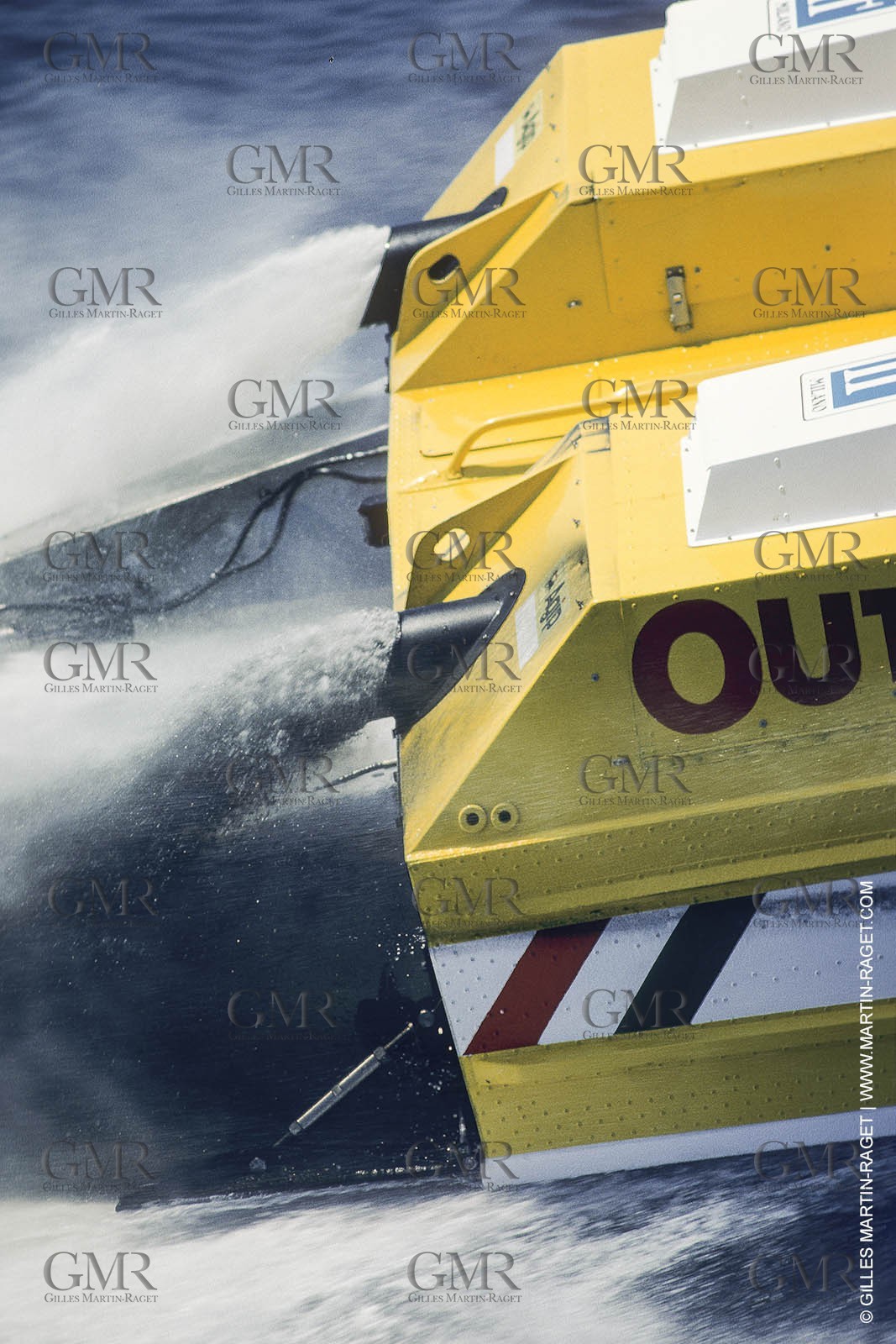 Powerboating, offshore racing