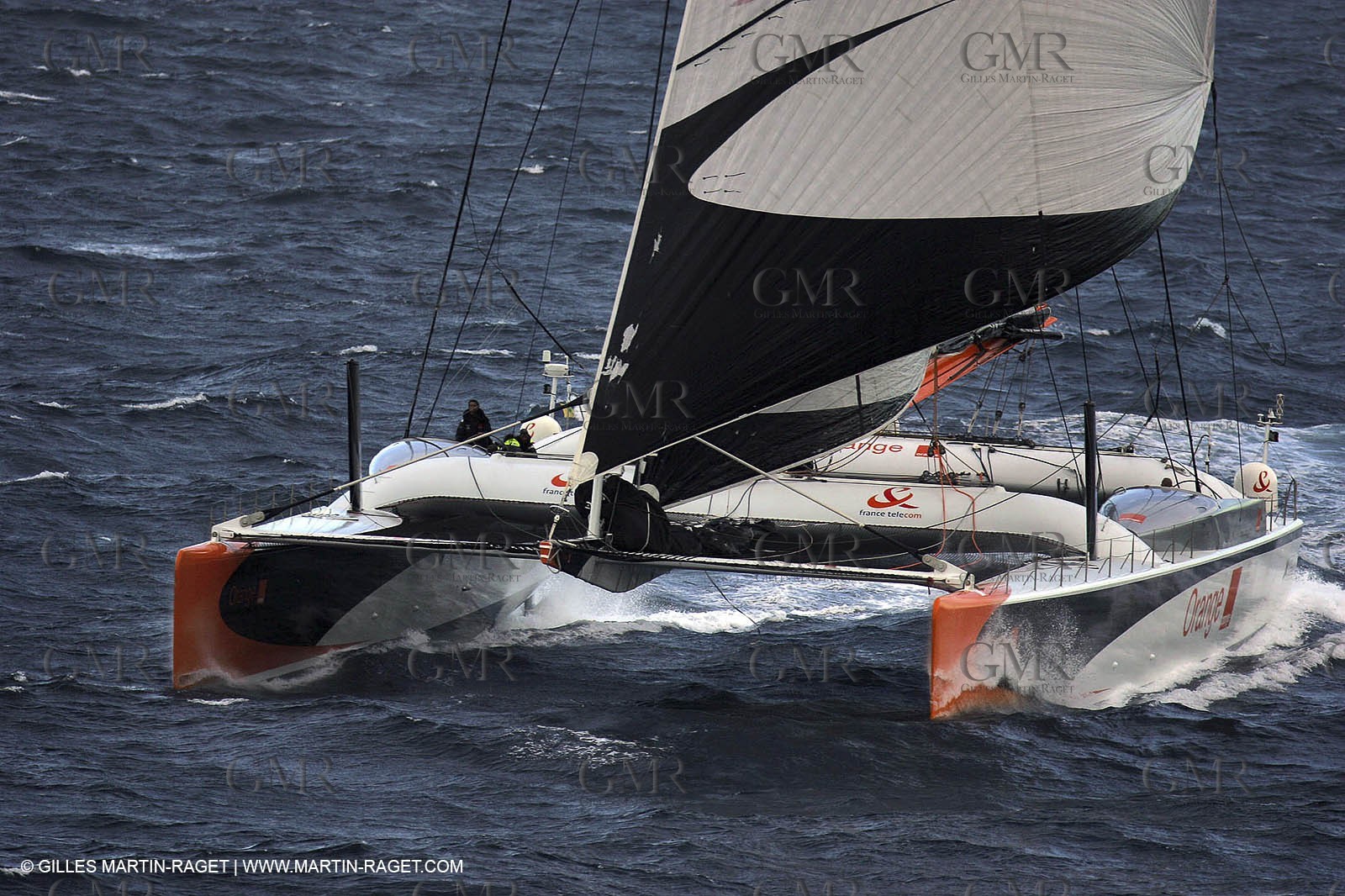 Orange II - 2004 Mediterranée Record - Start off Marseilles