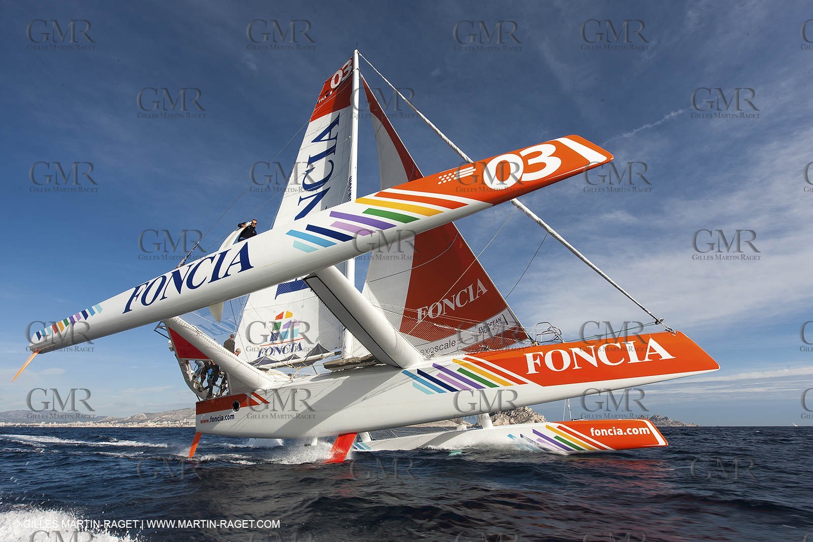 27 09 2012 - Marseille (FRA,13) - Alpari World Match Race Tour - Match Race France 2012 - Day 3 - Quarter finals - Matc Racing specialists sail on Foncia