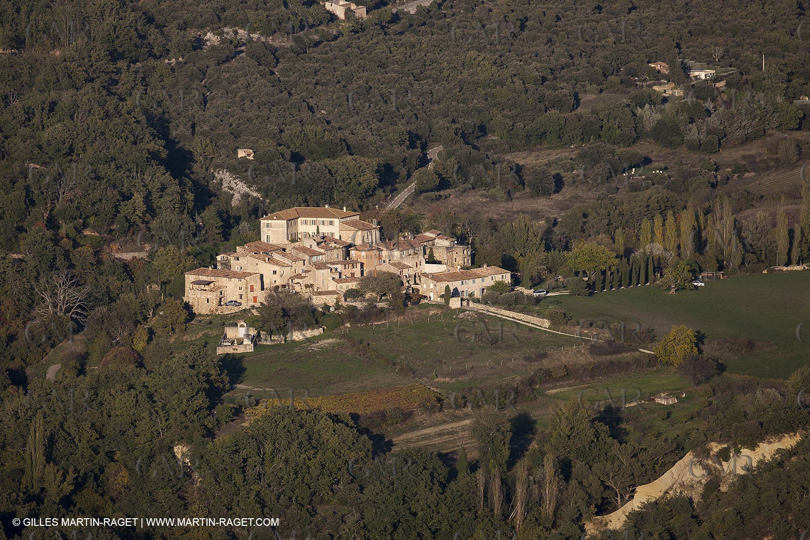29 10 2012 - Gignac (FRA,84) - Luberon as seen from above