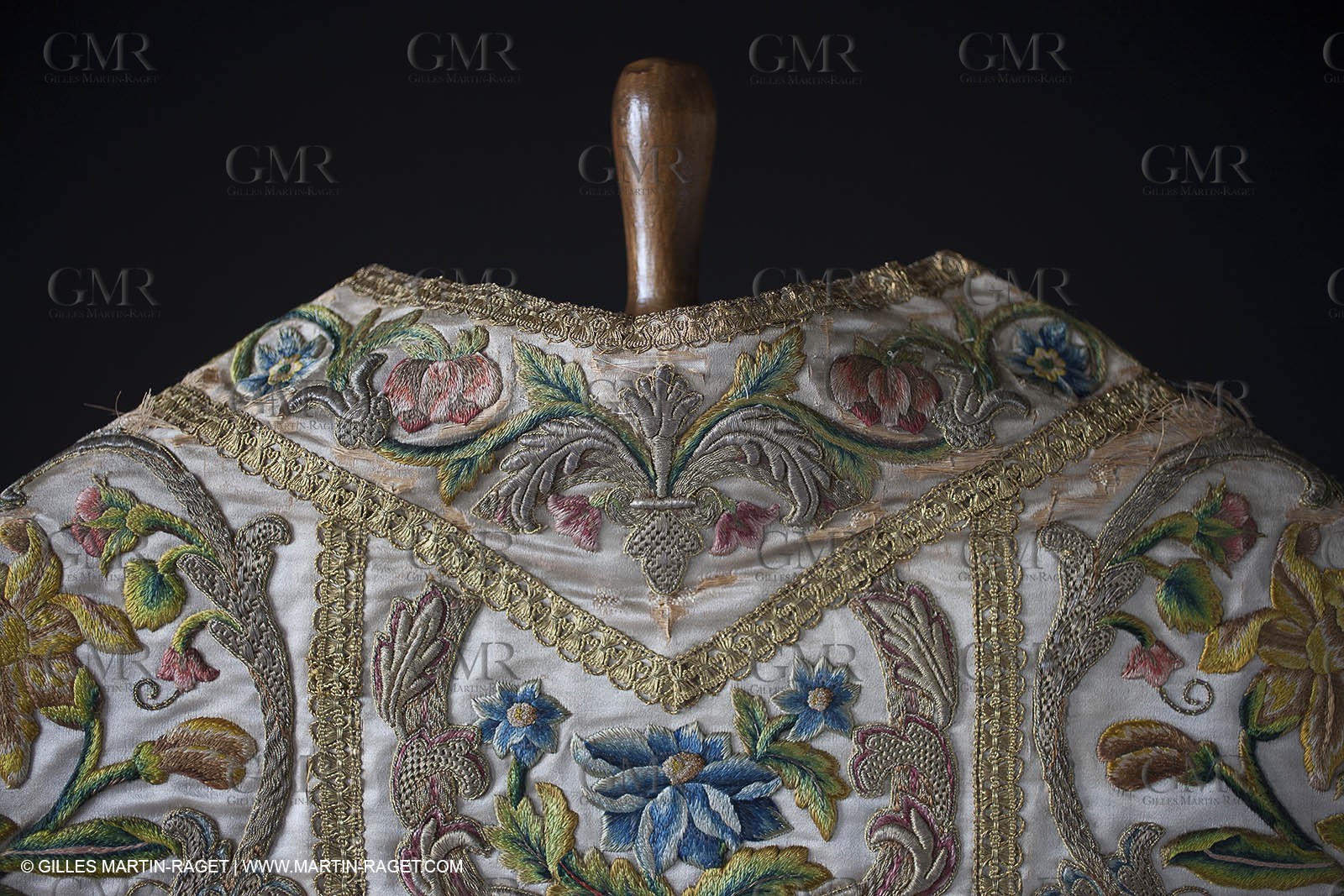 04 02 2013 - Marseille(FRA,13), Notre Dame de la Garde, liturgical clothing