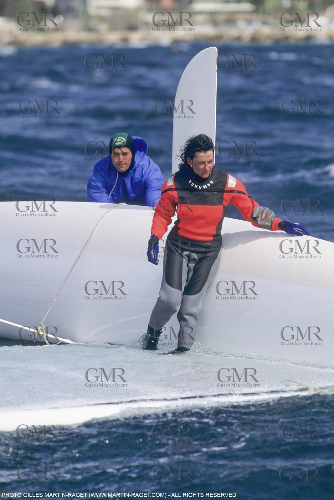 MArseille (FRA,13, Trophee Clairefontaine, Chavirage de Florence Arthaud