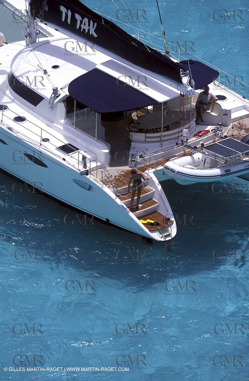 Cruising multihull mooring