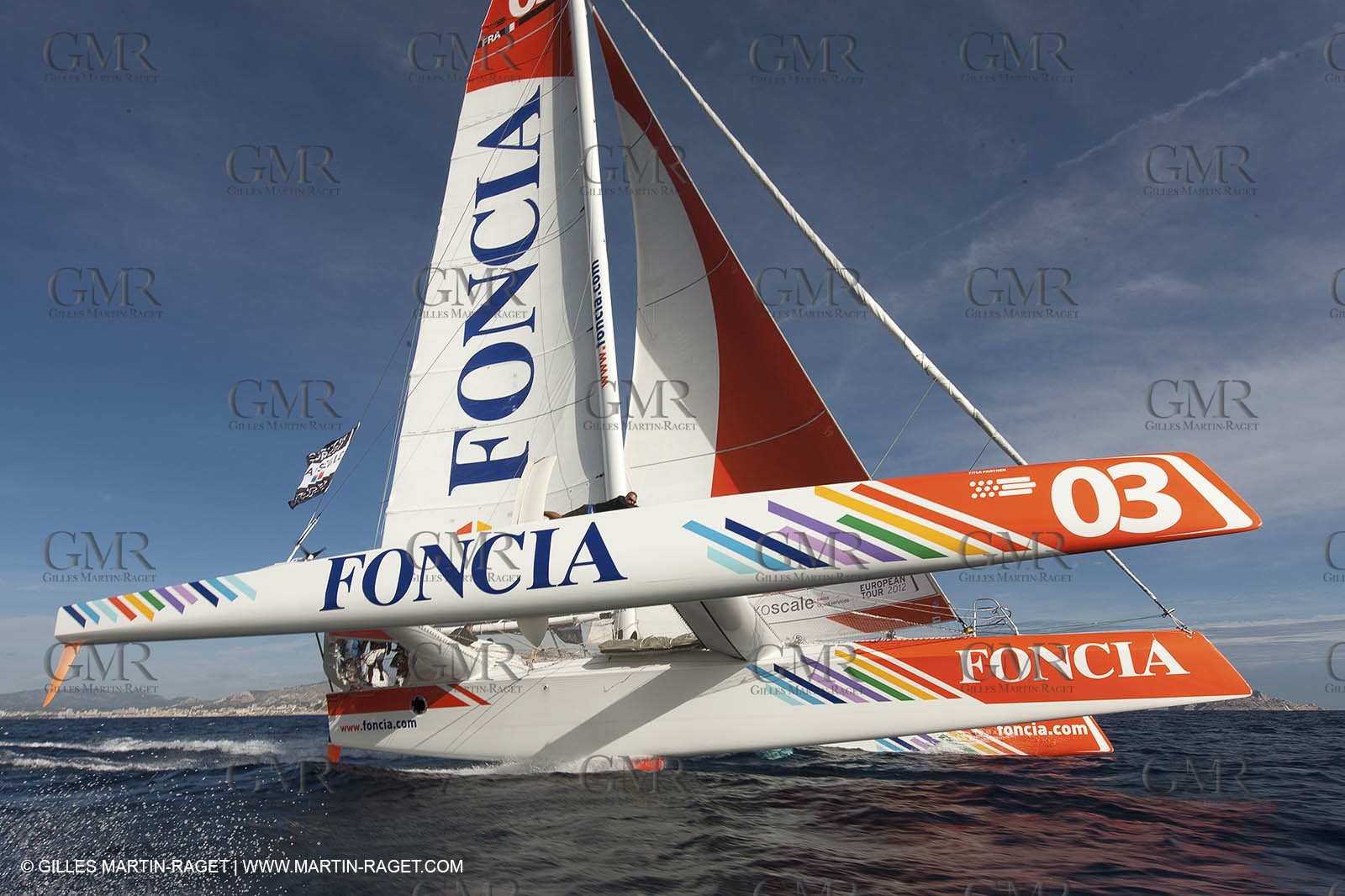 27 09 2012 - Marseille (FRA,13) - Alpari World Match Race Tour - Match Race France 2012 - Day 3 - Quarter finals - Matc Racing specialists sail on Foncia