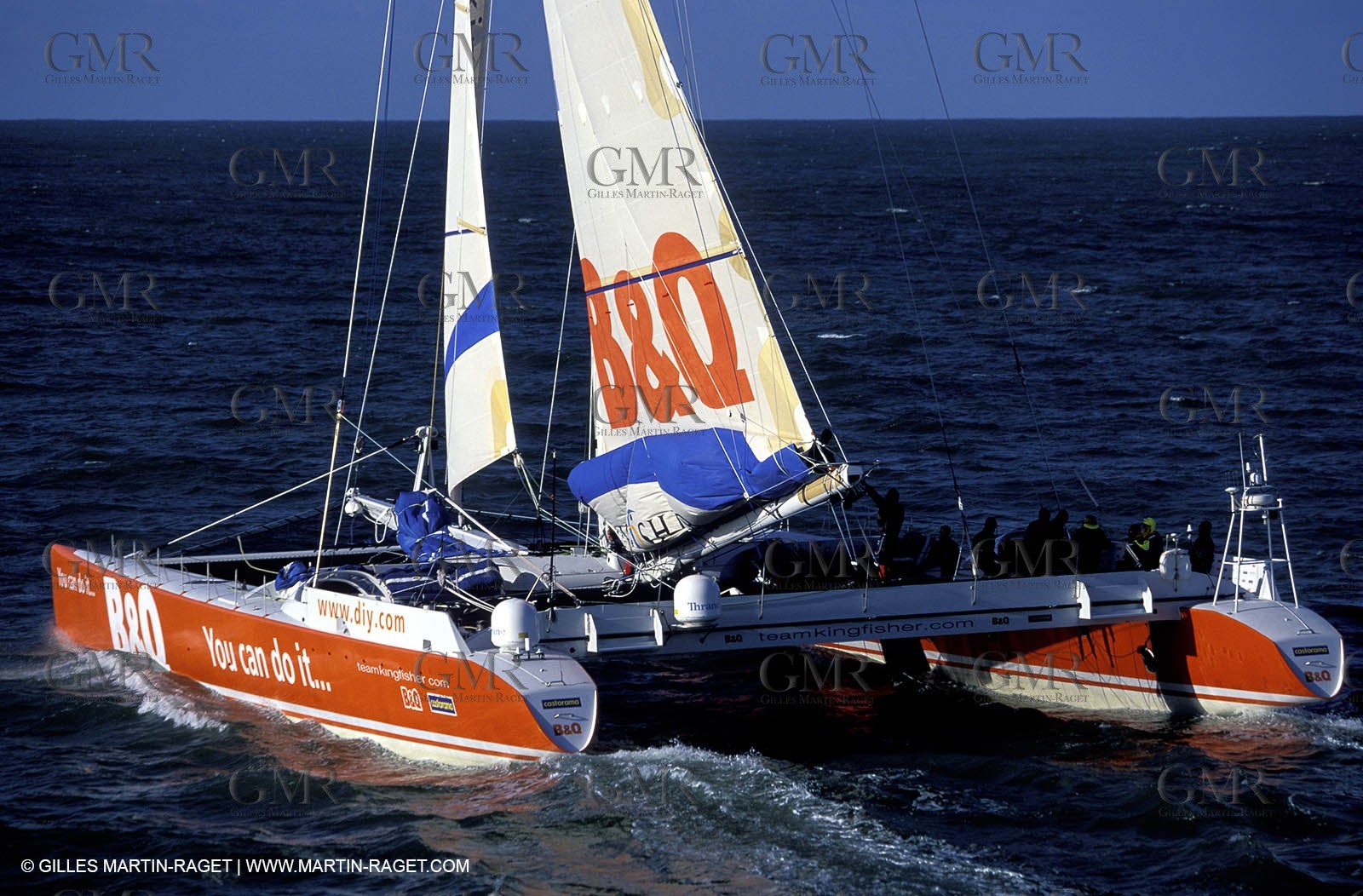 Kingfisher II - Jules Verne Trophy 2002 start - Brest