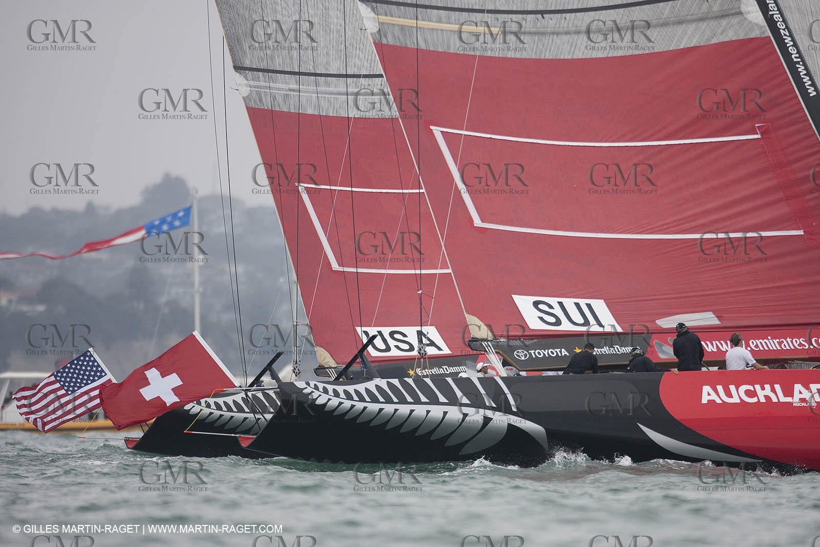 11 02 2009 - Auckland (NZL) -  Louis Vuitton Pacific Series -  Racing Day 11 - sail off