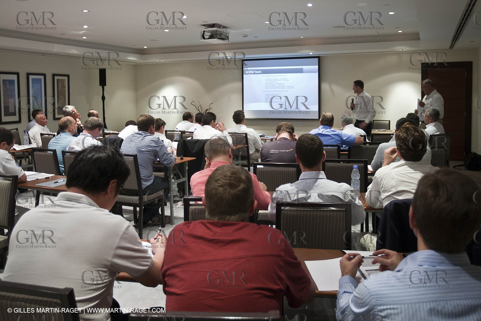 21 11 2010 - Dubai (UAE) - Dubai Louis Vuitton Trophy -  Round 2 - BMW ORACLE Racing