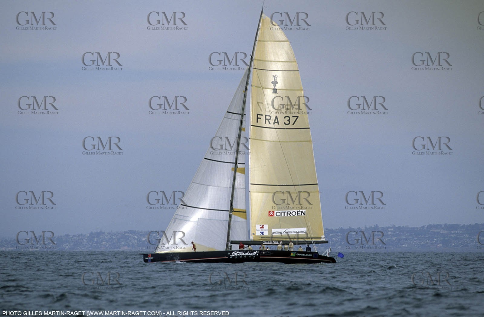 America's cup - San Diego  1995 - Défi français - Fence effect France 2-3 mainsail