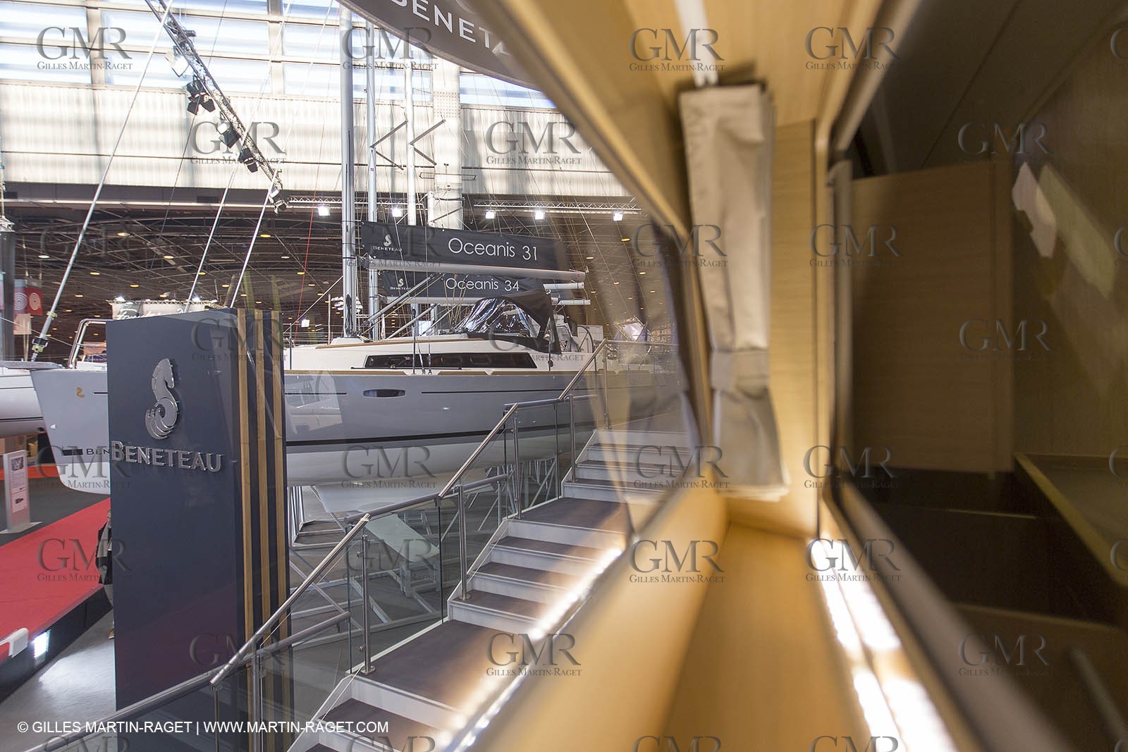 10 12 2013 - Paris (FRA,75) -Paris Boat Show - Beneteau booth