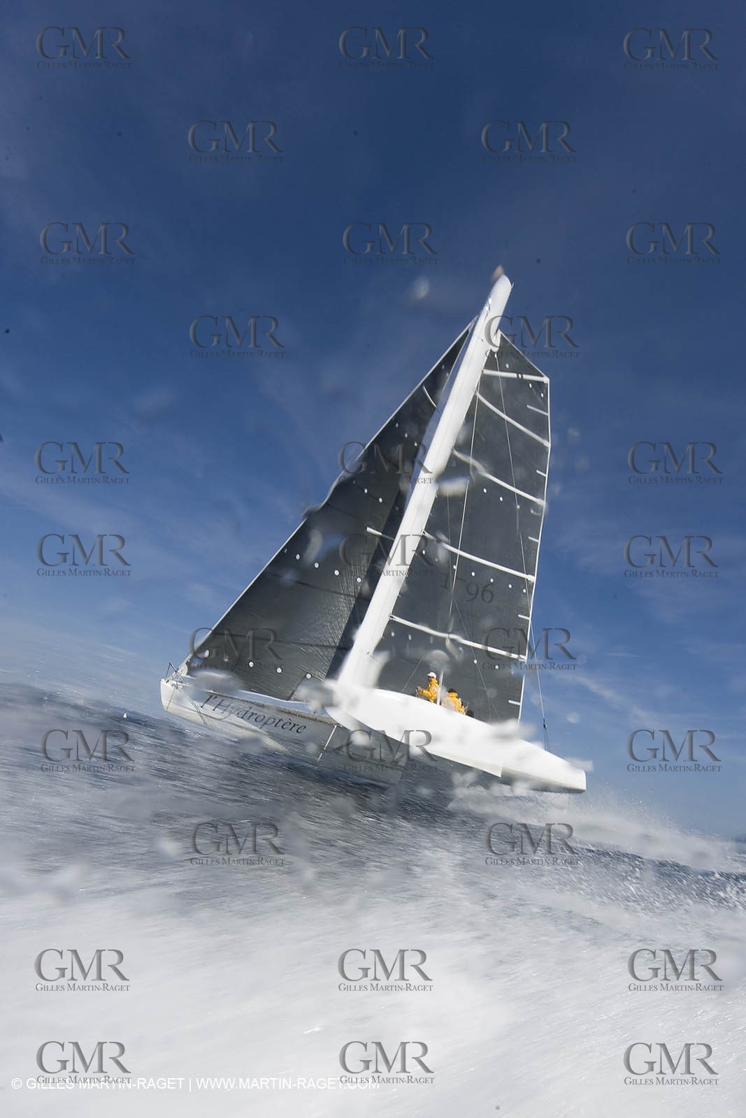 14 06 2008 - Toulon-Hyères (FRA,83) - 50 knots record attempt trials by l'Hydroptère