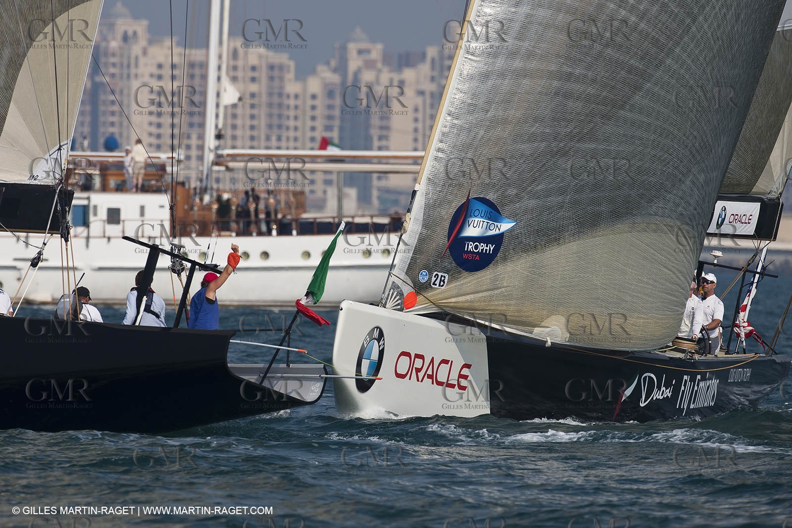 23 11 2010 - Dubai (UAE) - Dubai Louis Vuitton Trophy -  Round 2 - BMW ORACLE Racing Vs Mascalzone Latino